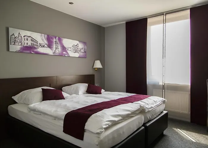 Igeler Saeule Hotel 3*